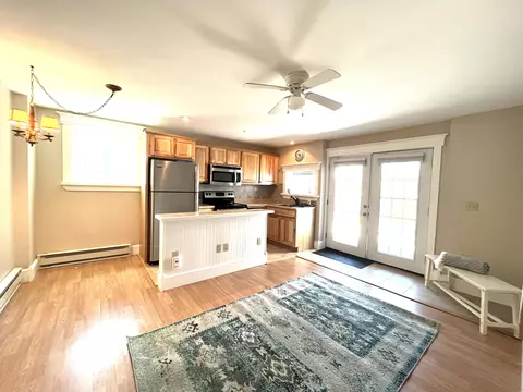 9 Hilltop Dr #9, Rockport, ME 04856