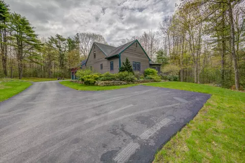 19 Tanglewood Rd, Kennebunkport, ME 04046