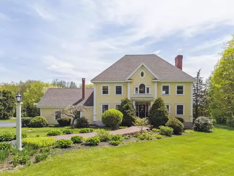 412 Mt Hope Rd, Sanford, ME 04073