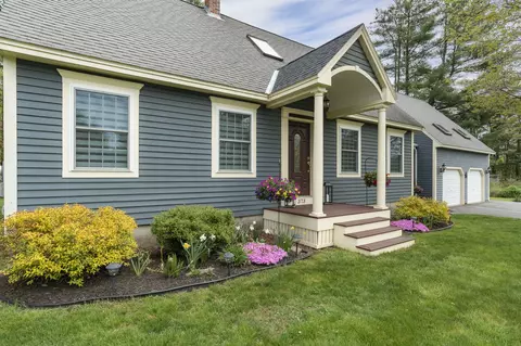 373 Austin St, Westbrook, ME 04092