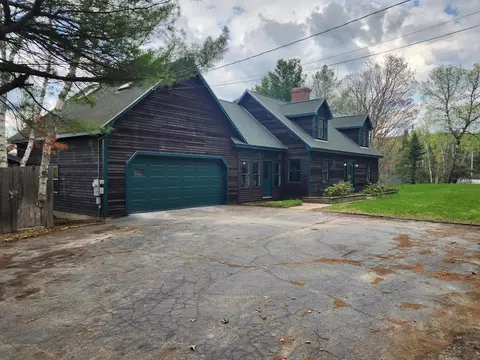 3385 Main St, Rangeley, ME 04970