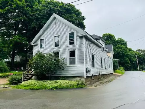 58 Everett St #2, Bangor, ME 04401