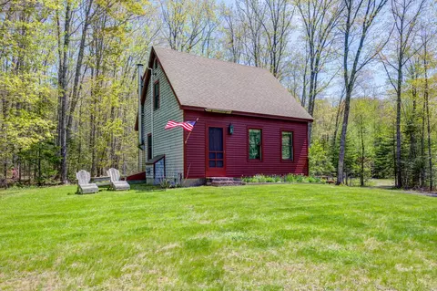 78 Morgan Hill Rd, Nobleboro, ME 04555
