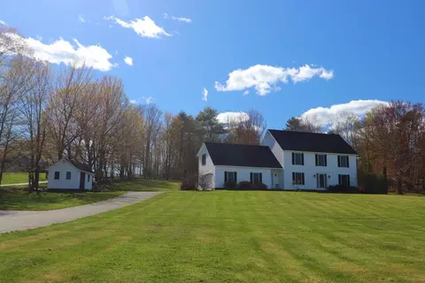 3 Deer Hill Ln, Hampden, ME 04444