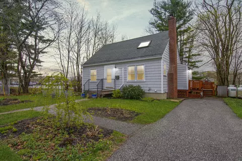 129 Massachusetts Ave, Portland, ME 04102