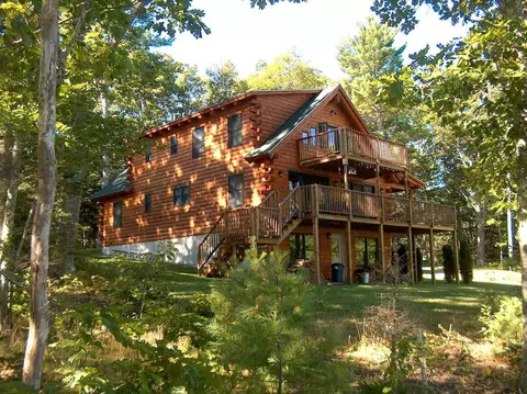 80 Stratton Farm Rd, Hancock, ME 04640