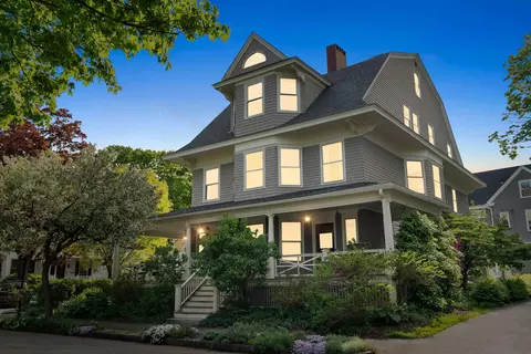 40 Norwood St #C, Portland, ME 04103