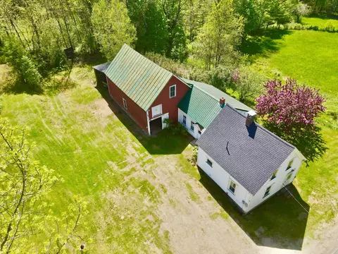 117 Cummings Hill Rd, Temple, ME 04984