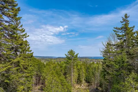 69 Freeman Ridge Rd, Southwest Harbor, ME 04679