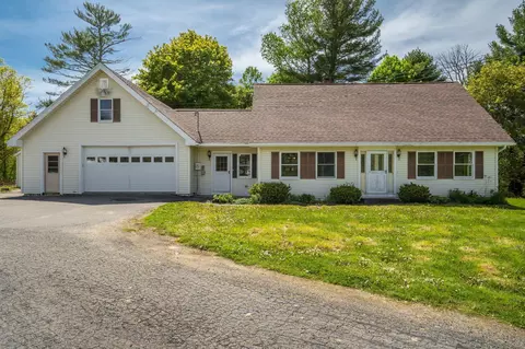 241 Oyster River Rd, Warren, ME 04864