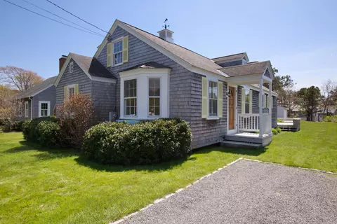 6 4th St, Old Orchard Beach, ME 04064