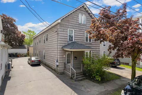 77 College St, Lewiston, ME 04240