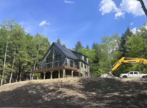 16 Aspen Ln, Newry, ME 04261