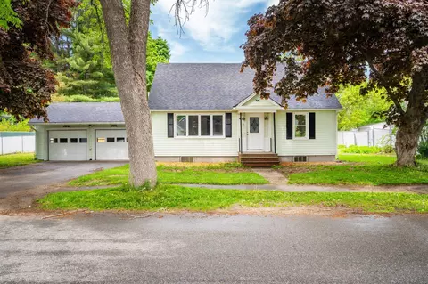 10 Mclaughlin St, Bangor, ME 04401