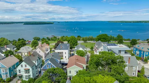 79 Morning St, Portland, ME 04101