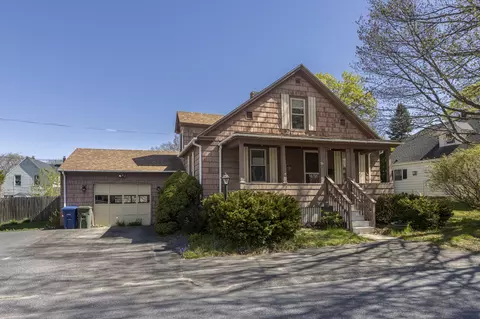 59 Pennell St, Westbrook, ME 04092