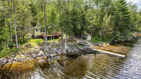 126 Bunker Ln, Hartland, ME 04943