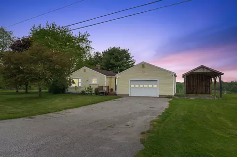 18 Windy Meadow Rd, Buxton, ME 04093