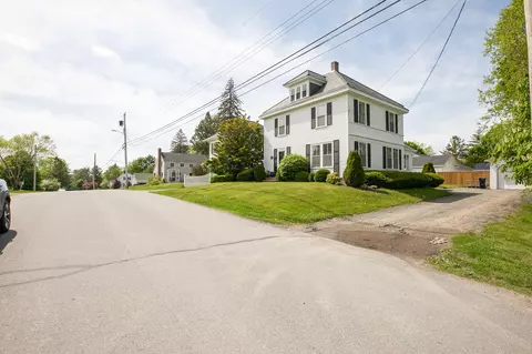 77 Linden St, Bangor, ME 04401