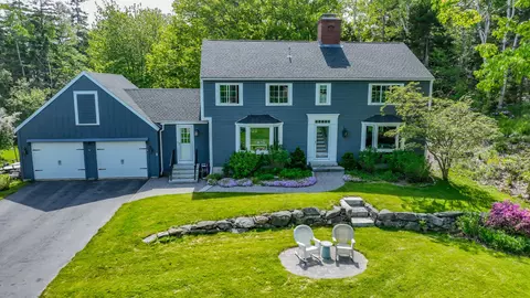 5 Masefield Ter, Cape Elizabeth, ME 04107