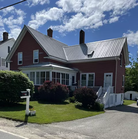 25 Point St, Columbia Falls, ME 04623