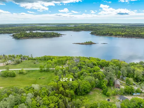 42 Quahog Farm Rd, Harpswell, ME 04079