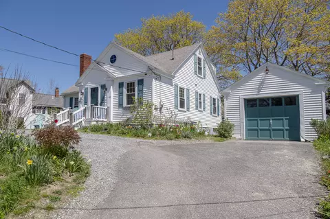 1155 Washington St, Bath, ME 04530
