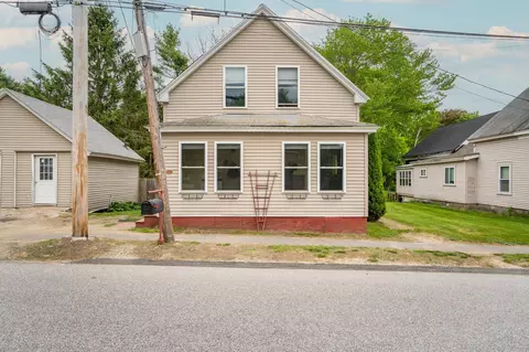 31 Park St, Lisbon, ME 04250