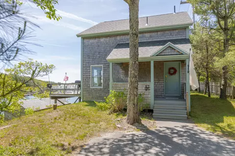 853 Harpswell Islands Rd, Harpswell, ME 04079