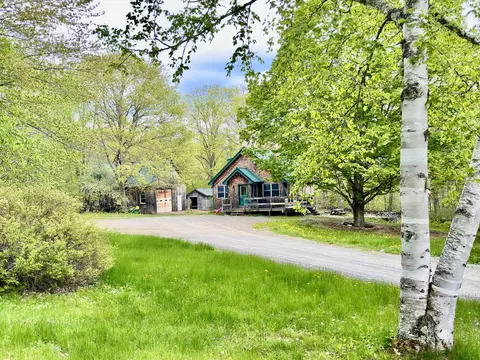 39 Nash Hill Rd, Newburgh, ME 04444