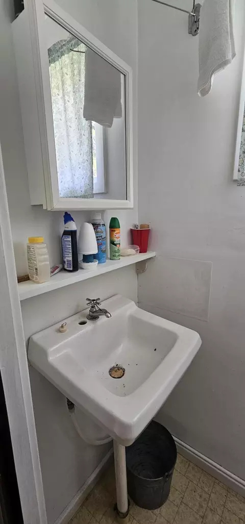 Bath - 457 Porter Nadeau Rd, Eustis, ME 04936 photo 2 of 2