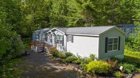 10 Mountainside Park, Camden, ME 04843