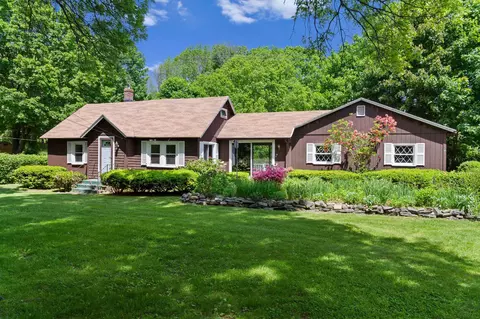 96 Government St, Kittery, ME 03904