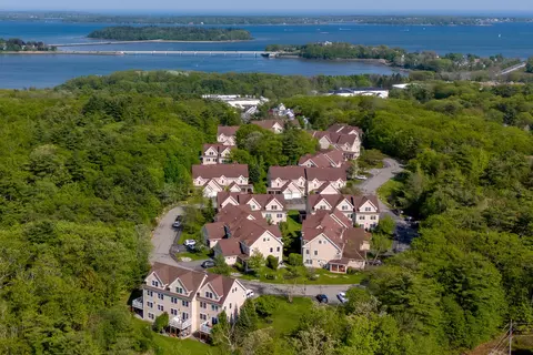 146 Ridge Rd #44, Portland, ME 04103
