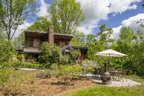 99 Goose Rocks Rd, Kennebunkport, ME 04046