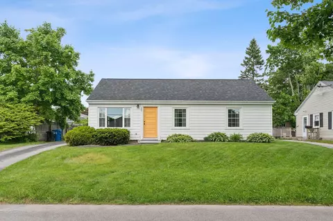 59 Victor Rd, Portland, ME 04103