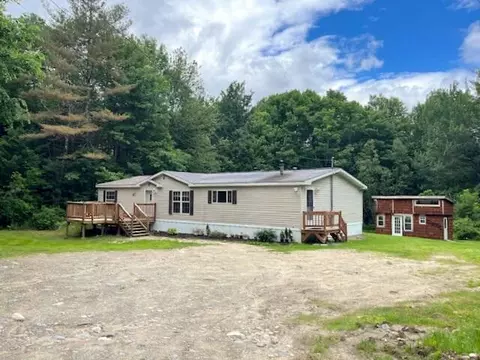 36 Gerald Dr, Monmouth, ME 04259