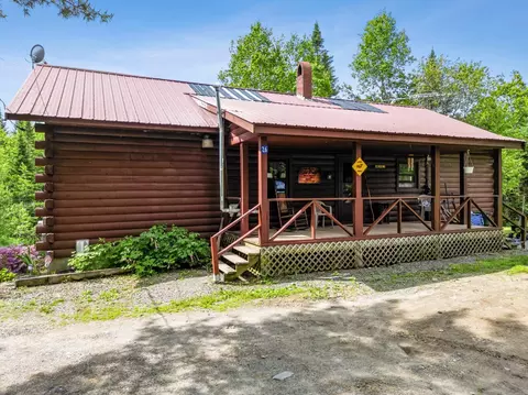 26 Valley Rd, Athens, ME 04912