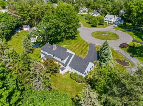 7 Cannon Ln, Scarborough, ME 04074