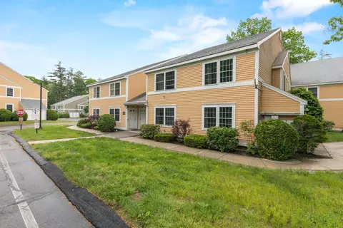 161 Saco Ave #205, Old Orchard Beach, ME 04064