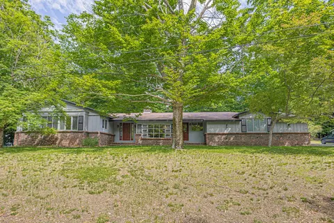 150 Belcher Rd, Farmington, ME 04938