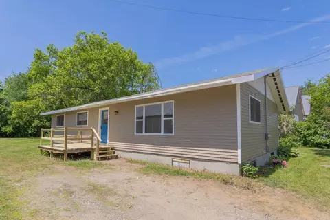 420 Fairbanks Rd, Farmington, ME 04938