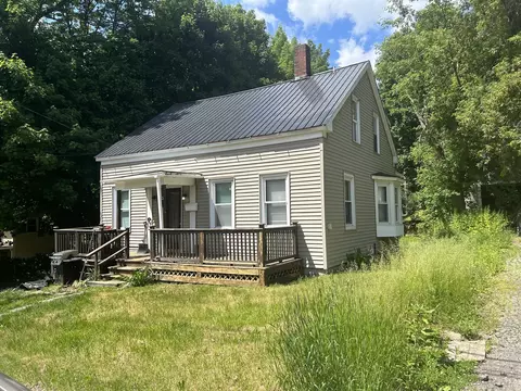 37 Eastern Ave, Augusta, ME 04330