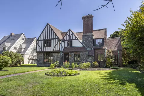 53 Chadwick St, Portland, ME 04102