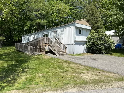 38 Marshwood Dr, Eliot, ME 03903