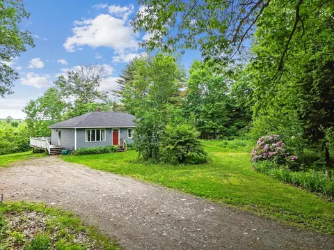 199 Bog Rd, Vassalboro, ME 04989