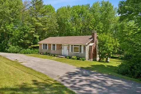 11 Cobb Hill Rd, Camden, ME 04843