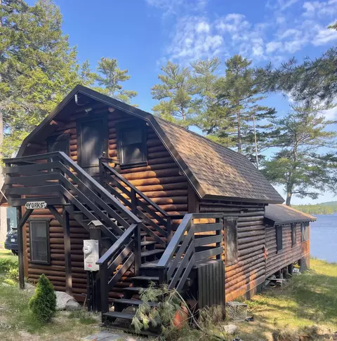 253 Flanders Pond Rd, Sullivan, ME 04664