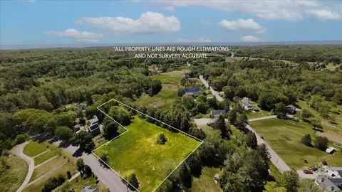 13 1a Walkers Ln # -2, Kennebunkport, ME 04046