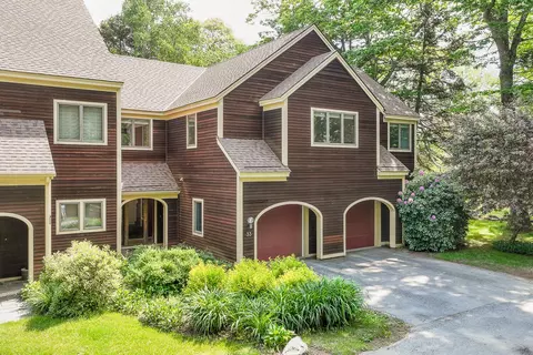 33 Harbor Dr #33, Lincolnville, ME 04849